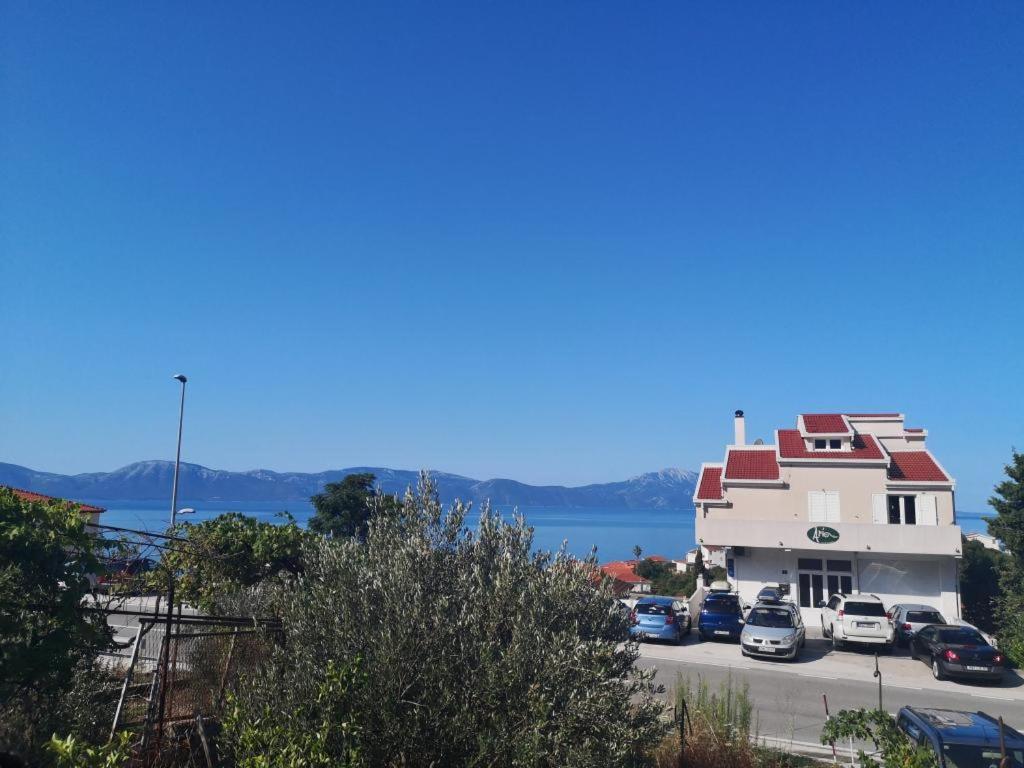 Apartmani Zderic Gradac  Exterior foto