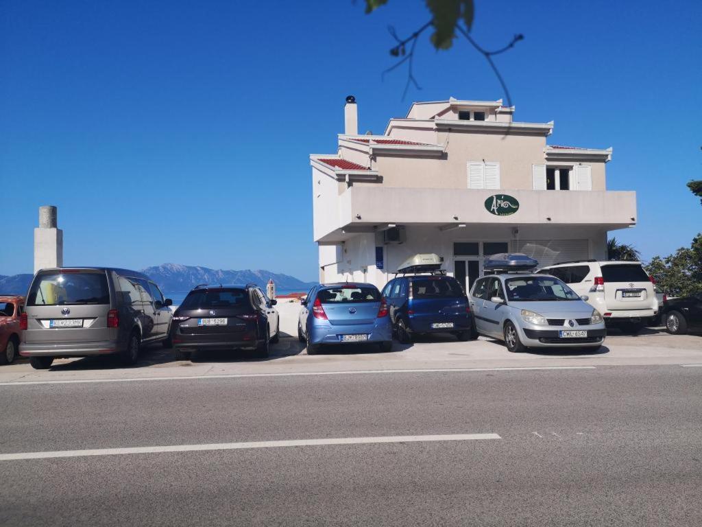 Apartmani Zderic Gradac  Exterior foto